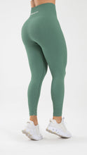 Load image into Gallery viewer, Seamless Green Leggings