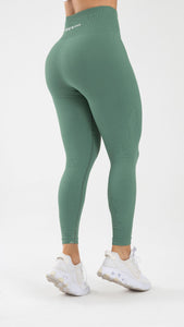 Seamless Green Leggings