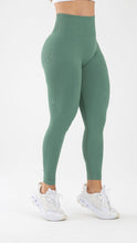 Load image into Gallery viewer, Seamless Green Leggings